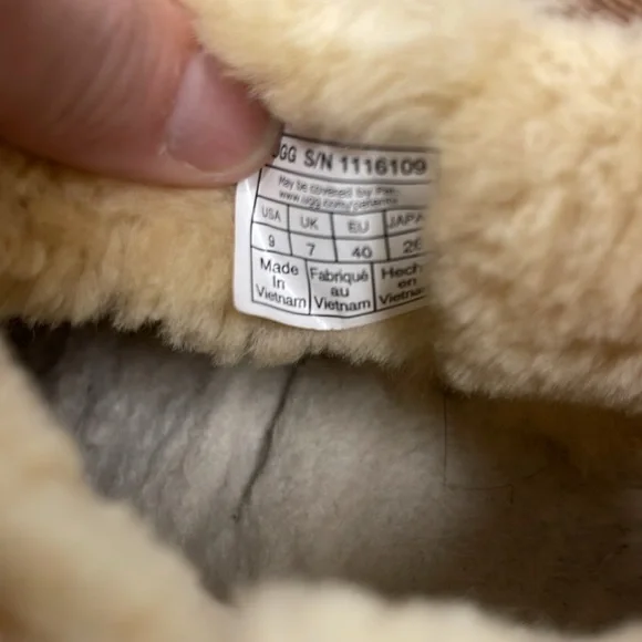 UGG Chestnut Ultra Mini Shearling Lined Footwear - Picture 7 of 8